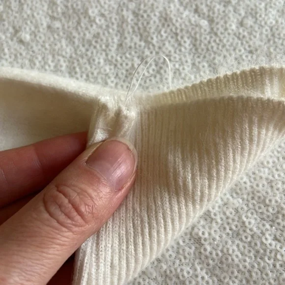 Vintage 1950s 1960s Vintage Cardigan with Pink Floral Design - Kids Child - Picture 8 of 10